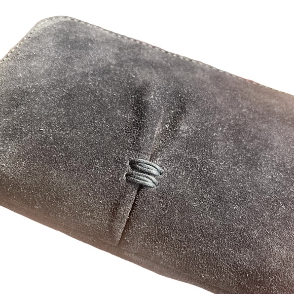 49 Square Miles Black Suede Chit Chat Phone Wallet Wristlet Zip Around - Picture 10 of 15